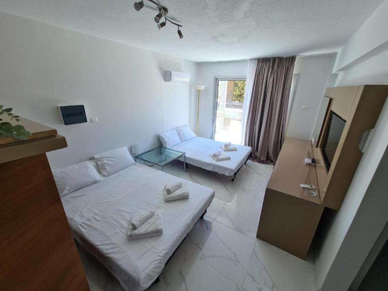 Fotoxenia Luxury Apts Paralimni Zewnętrze zdjęcie